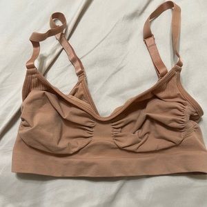 Skims sculpting bra